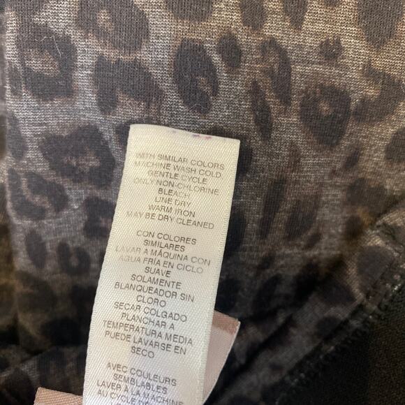 Chico’s Women’s Stretchy Leopard Print High Rise Leggings EUC Sz 16 Black Gray - Picture 6 of 10